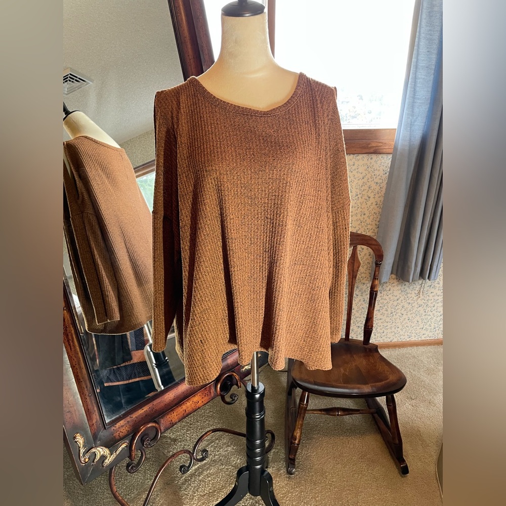 Lane Bryant knit cold shoulder long sleeve top sweater, Size 14/16